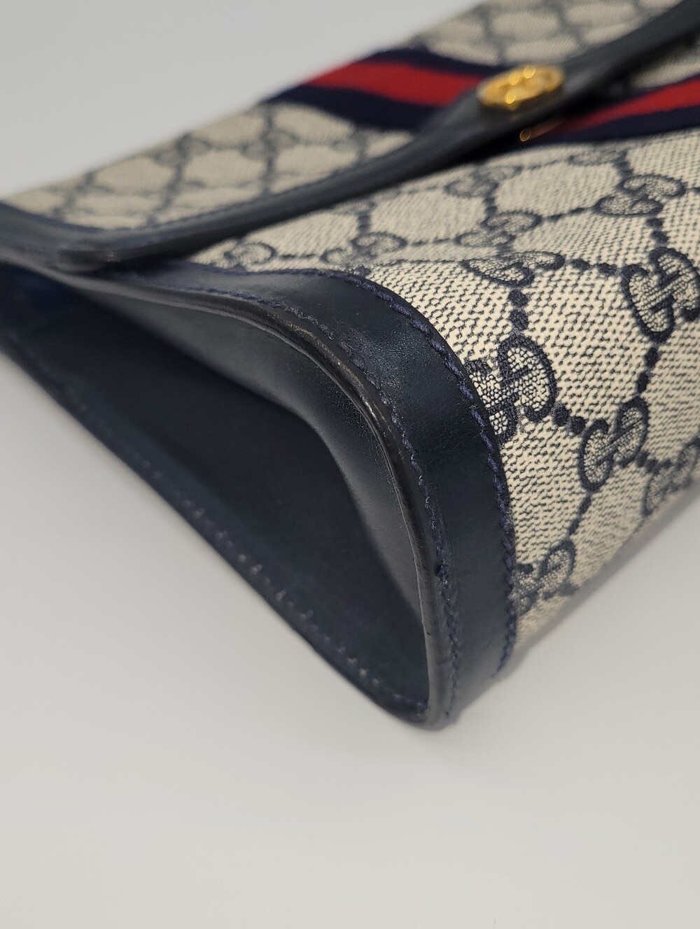 Vintage Gucci GG Supreme Sherry Line Clutch Bag - Picture 3 of 10
